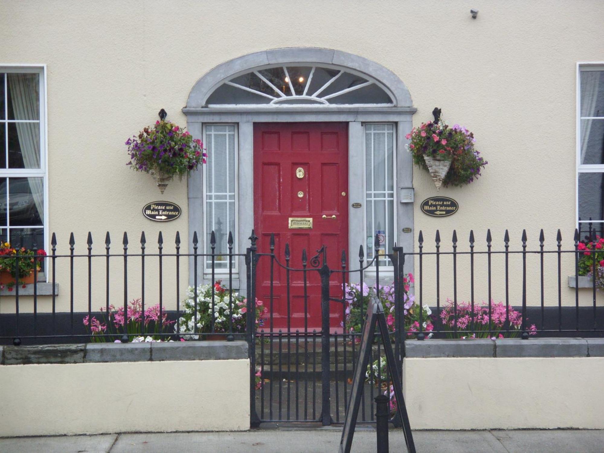 Townsend House Guest House バー エクステリア 写真