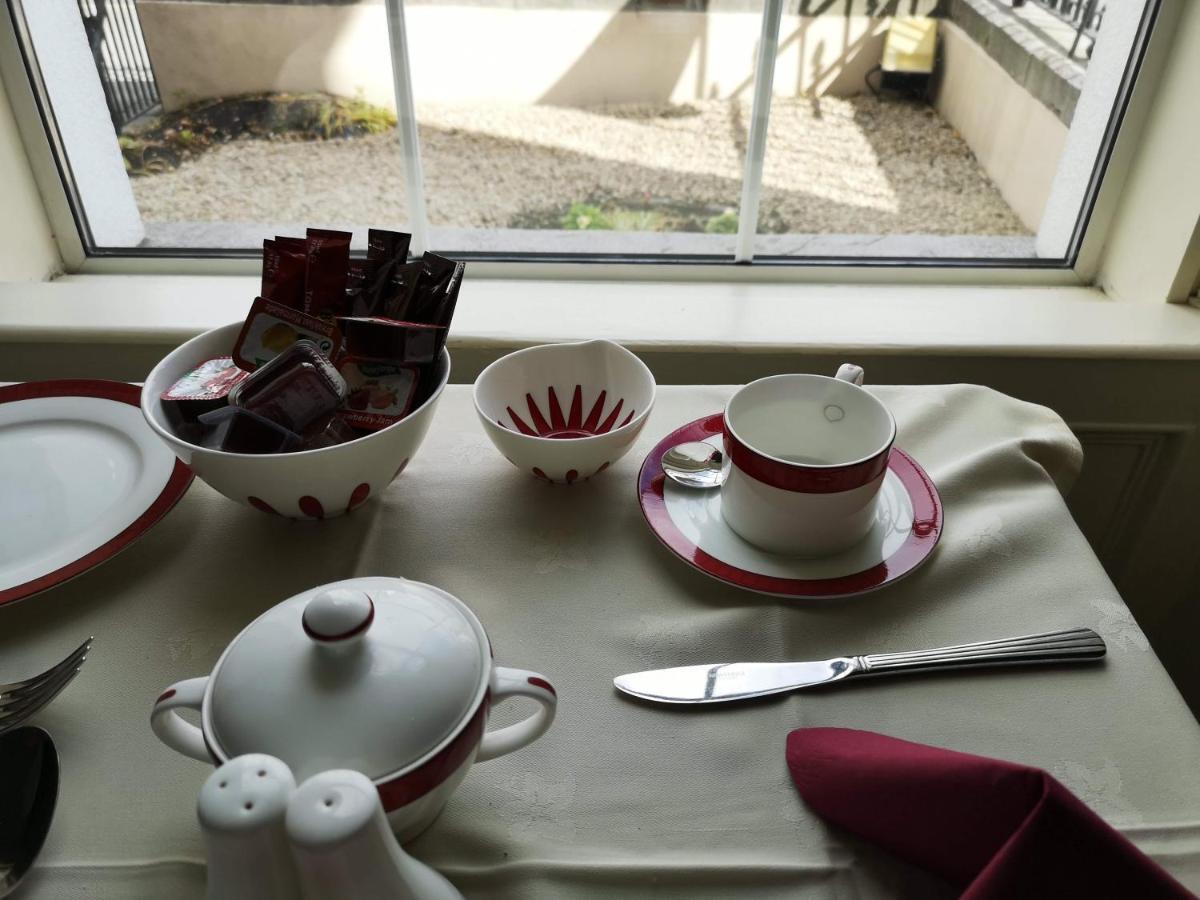 Townsend House Guest House バー エクステリア 写真