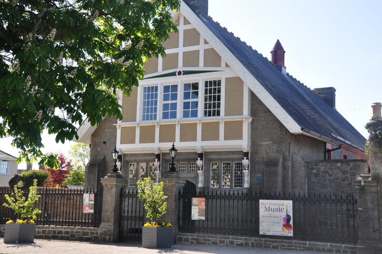 Townsend House Guest House バー エクステリア 写真