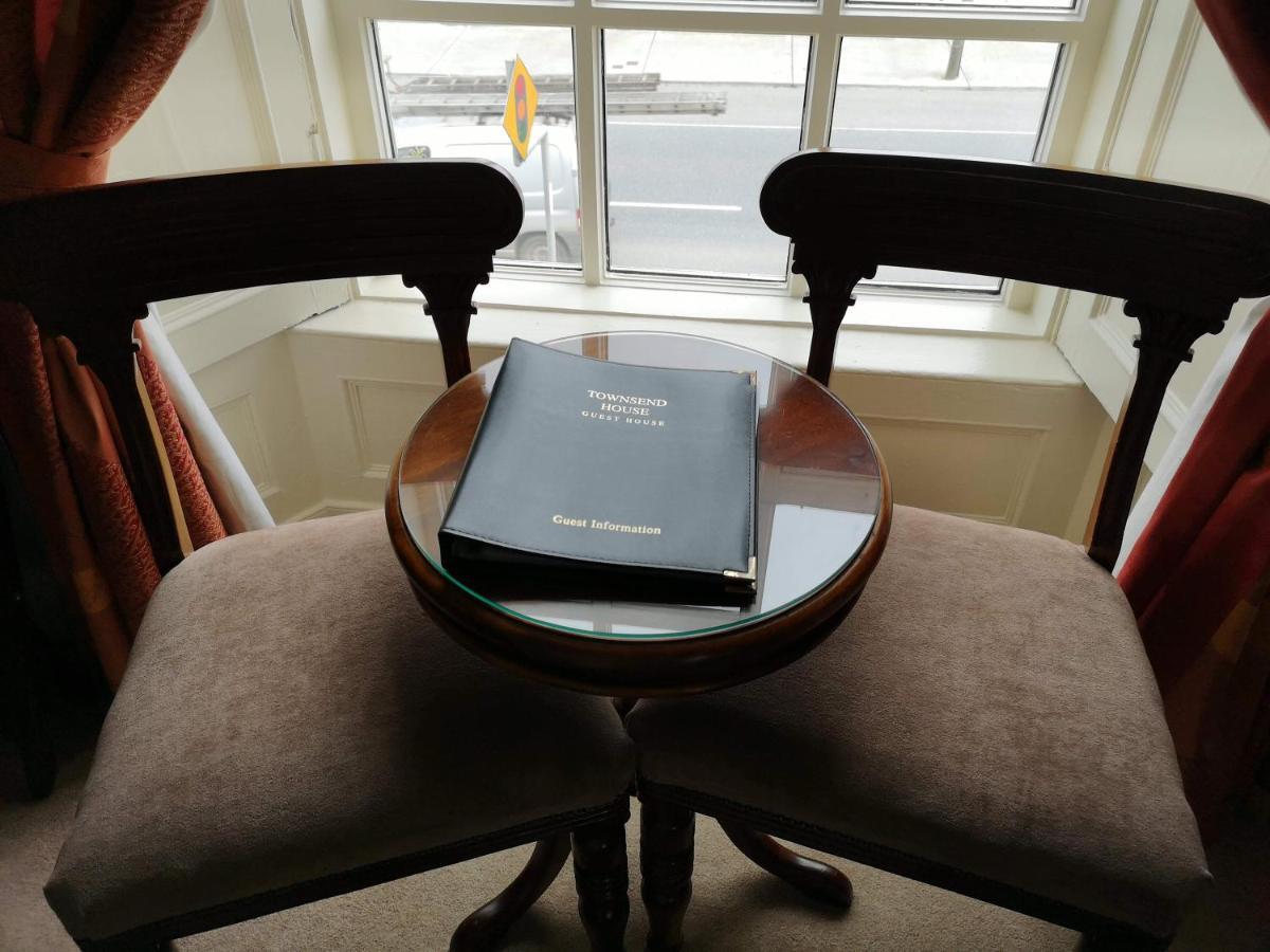 Townsend House Guest House バー エクステリア 写真